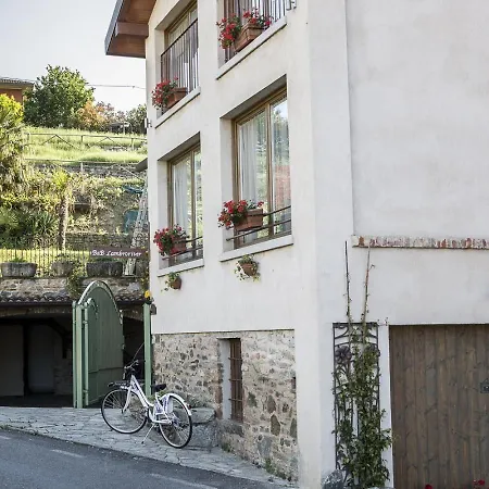 Couette-café Lambroriver 3*